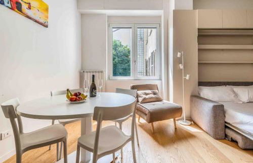 Sant Ambrogio M2 200metri centre of milan - Photo 3