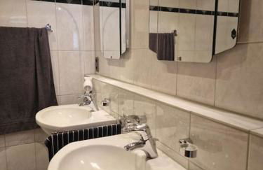 Stilvolle EG-Wohnung - Foto 7