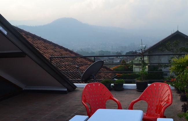 Vila Bunga Merah Gelatik - Photo 54