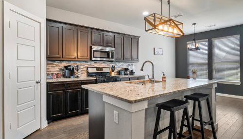 The Aubrey Escape with Fenced Backyard - Foto 2