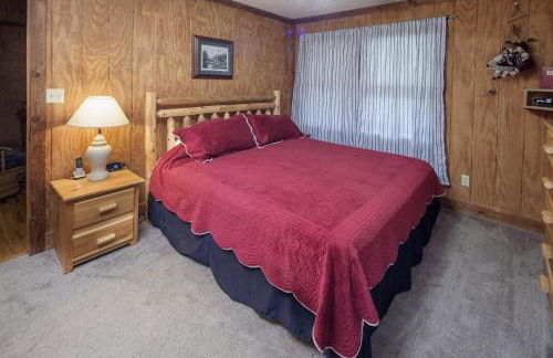 Er44 - Rising Eagle - Great Location! Close To Town! 2 Bedroom Cabin by RedAwning - Foto 34