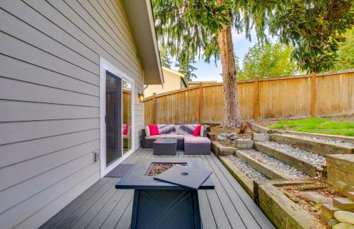 Private Yard and Fire Pit! Modern Kirkland Abode - Foto 2