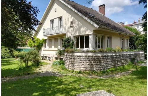 La Maison de la Douce Heure, 4 appartements climatisés avec jardin au centre ville proche des Thermes - Foto 43