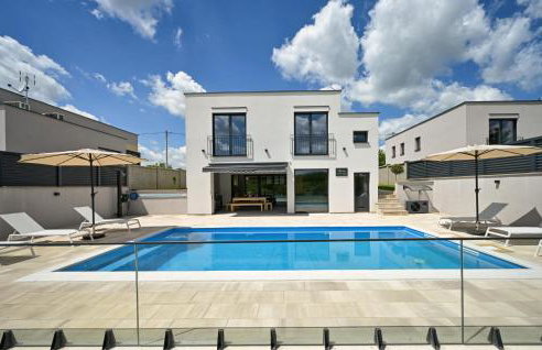 Beautiful Home In Maglenca With Sauna - Foto 8