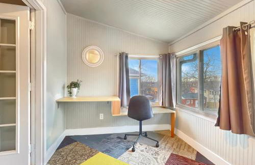 2BR Family Charmer Duplex near Drake - Foto 4