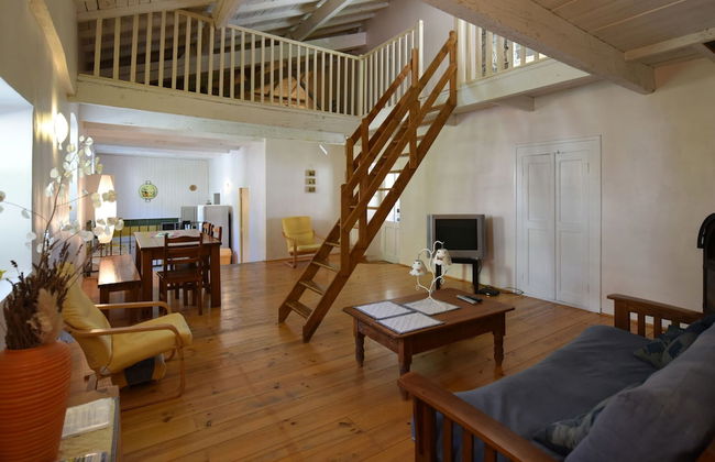 Lovely House With Grass Garden, Shared Swimmingpool, Next to the River Ardeche - Foto 21