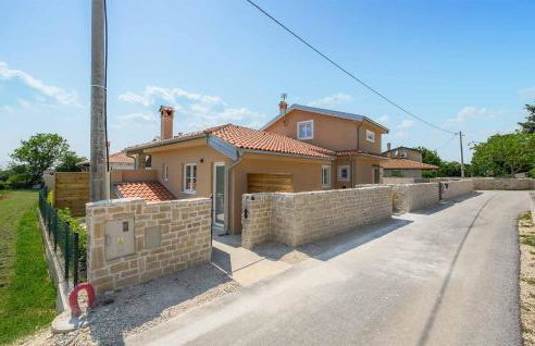 Beautiful Home In Maruzini With Wifi - Foto 17