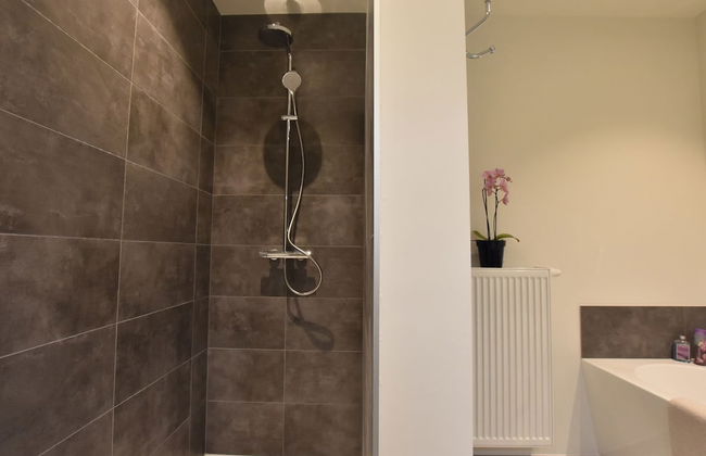 Tasteful Holiday Home in Sijsele-brugge With Garden - Photo 23