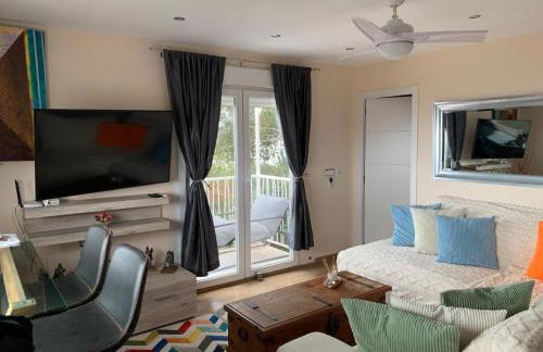 LaVista Penthouse private balcony and sea views - Photo 2