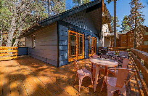 Forest Escape - Situated on the quiet side of the lake, nicely decorated contemporary cabin! - Foto 32