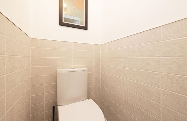 JOIVY Charming 1-Bed Ap Near Leith Links W/ Patio - Foto 20