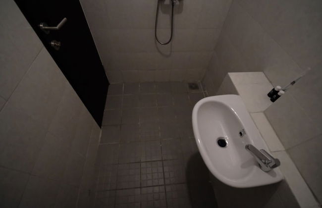 Tidy And Cozy Stay Studio Apartment At Suncity Residence - Foto 11