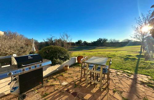 Architect's 'Castle' - Golf Villa with Views - Foto 28