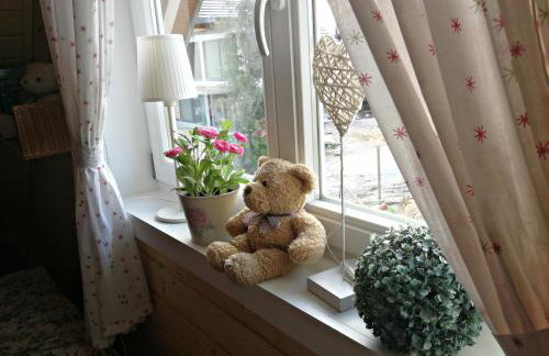 Drewniany domek nad Miedwiem - Foto 21