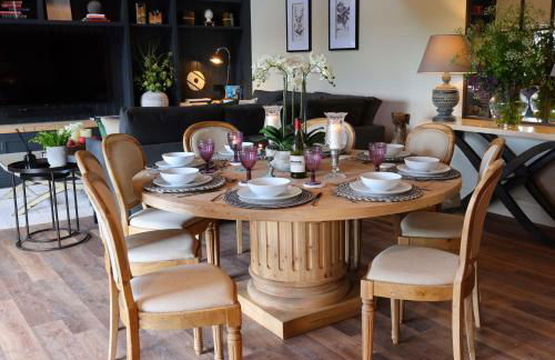 Coach House - Photo 5