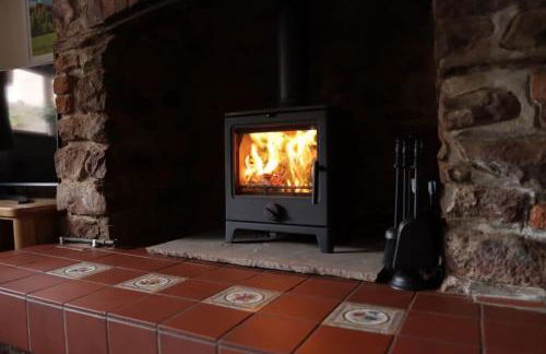 Beautiful Cottage Parking Central Dunster - Photo 9