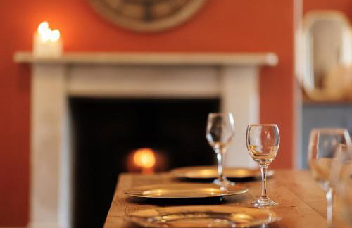 The Farmhouse with two hot tubs - Foto 67