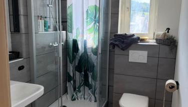 Beautiful, renovated, private apartment above bakery - Foto 2