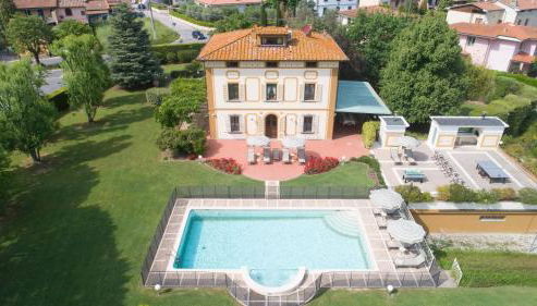 Villa Colombai - Foto 3, Garden, sunbed, Garden view