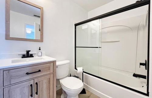 Secret Tunnel House 6 Bedroom Home by RedAwning - Foto 68