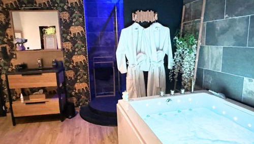 Escale Singulière - Luxe & balnéo à Sète - Foto 3, Shower