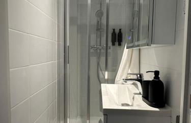 Charmant 2 pièces rénové avec goût, emplacement parfait - Foto 16