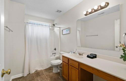 Cozy 4B 2 5B University Home King Beds Jacuzzi - Foto 36