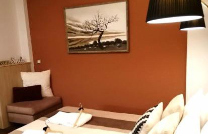 REST On The Pedestrian Street - Photo 11