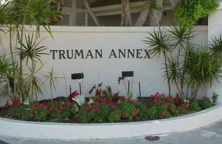 Trumans Hideaway by AvantStay Top Location w Patio BBQ Shared Pool Month Long Stays - Foto 19