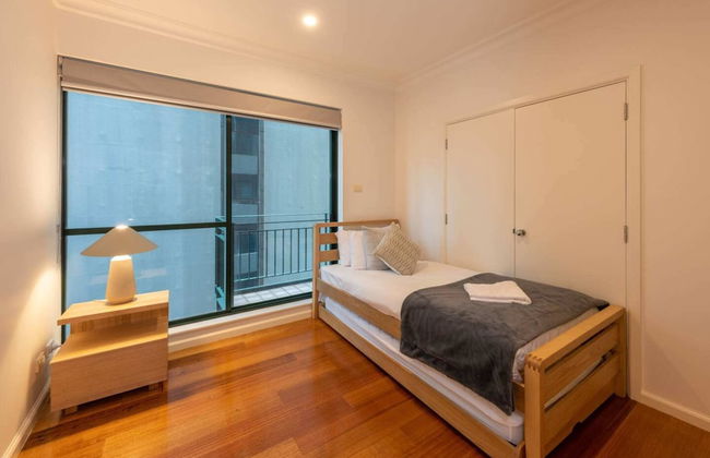 Spacious 3-bed Unit in Melbourne CBD w/ Pool & Gym - Foto 1
