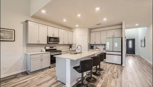 Furnished 5-bed-3-bath Executive Home - Foto 1, stove