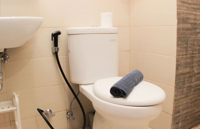 Comfort 1Br At Sky Terrace Apartment - Foto 11