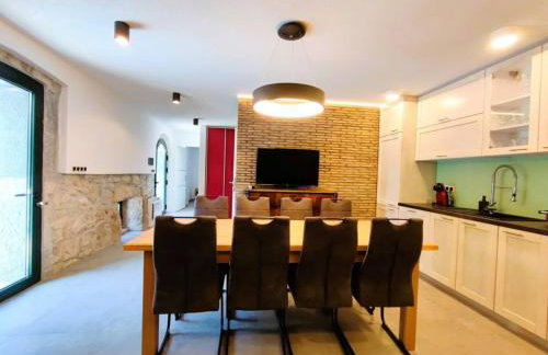 Private Oasis with Pool - Foto 1