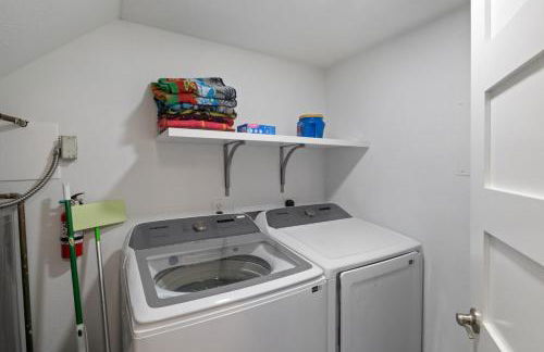 Our Cove Retreat - Perfect for Wave-Free Swimming, Tanning & Prime Location Fun! - Foto 30