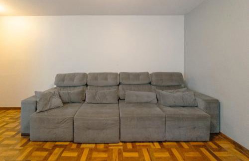 Espaçoso e Confortável Próximo da UEM - EL08 - Foto 30