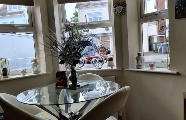 Captivating 1-bed Apartment in Bournemouth - Foto 9