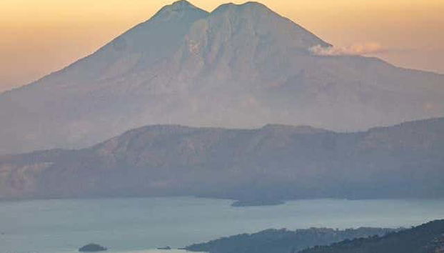 Day Trip to El Tunco Beach, El Boquerón National Park, & San Salvador - Foto 2