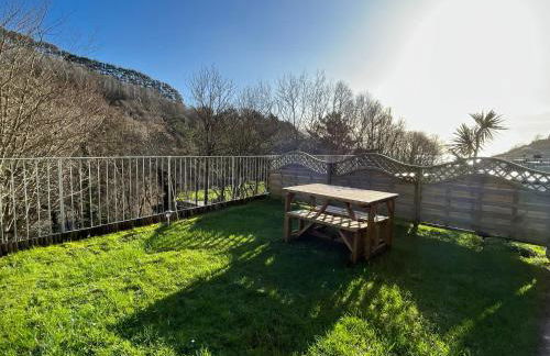 2 Bed Villa Sleeps 4 - Wifi, Garden, Sea Views - Foto 58