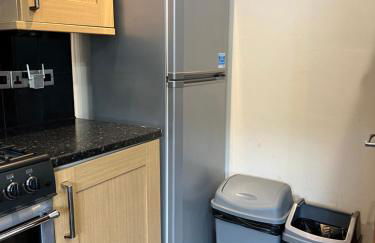 4 bed bungalow near Airport - Foto 26