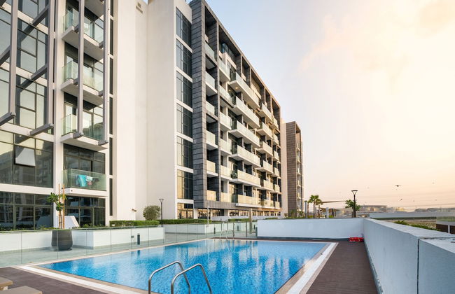 Easygo- STU in Lavish com Azizi Riv9,08 - Photo 10