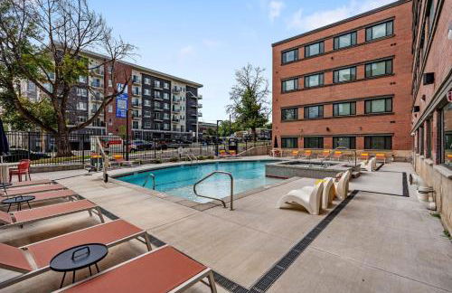 2BR and 2BA Near Events, Dining, and TRAX - Foto 56