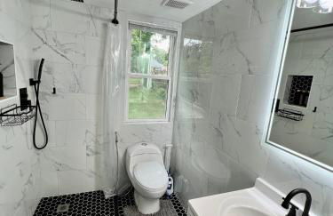 Calm 4BR-3BA 10 min DT Airport by LSP Homes - Foto 42