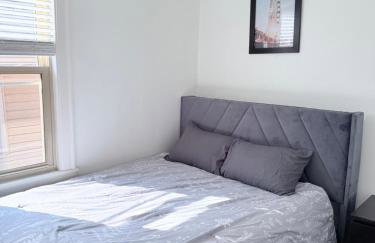 Free Parking! Private Rooftop! 3bd near downtown! - Photo 23