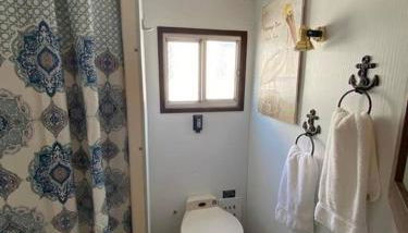 Unique and Serene Sunset Houseboat for 4 - Foto 2