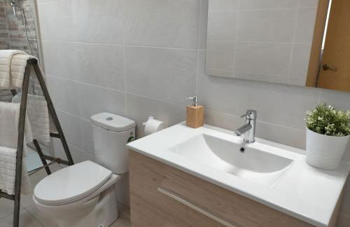 Apartamento loft, jardín y piscina privada - Foto 16