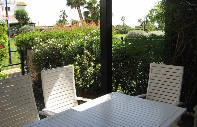 VenAVera C10A - Ground floor Garden 3Bedrooms/2Baths Beachfront, WIFI - Foto 49