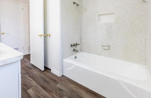 2 Kitchens, Pool, Ping Pong, Corn Hole, BBQ - Foto 49