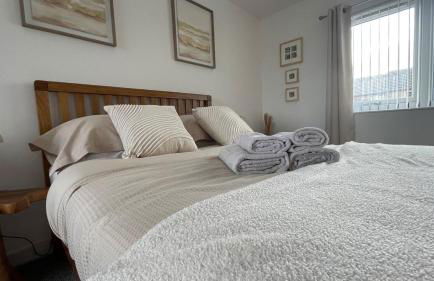 The Den - by Caithness Luxury Apartments NC500 - 2 Bedroom holiday home - Sleeps Work teams upto 2 & holiday makers upto 4 - BUDGET FRIENDLY FOR LONG STAY TRADES - CONTACT US - - Foto 26