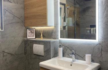 Penny Epetium - Foto 10