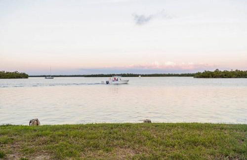 Panoramic Waterfront View - Foto 8